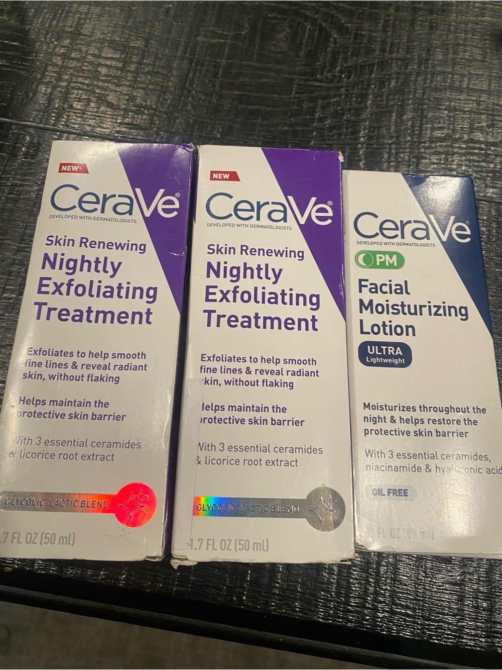 CeraVe Skin Renewing Nightly Exfoliating Treatment - Purple